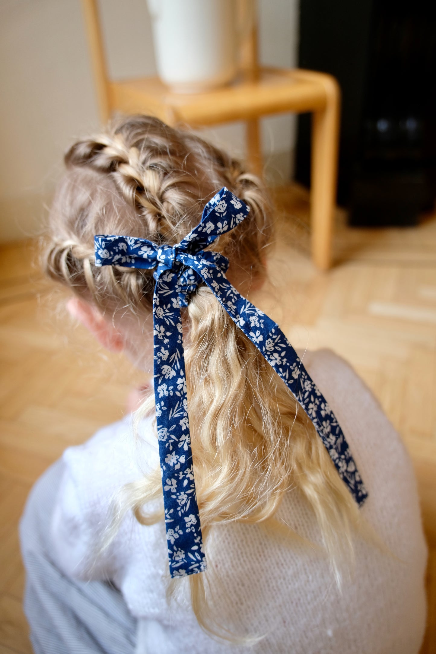Elastic Hairbow