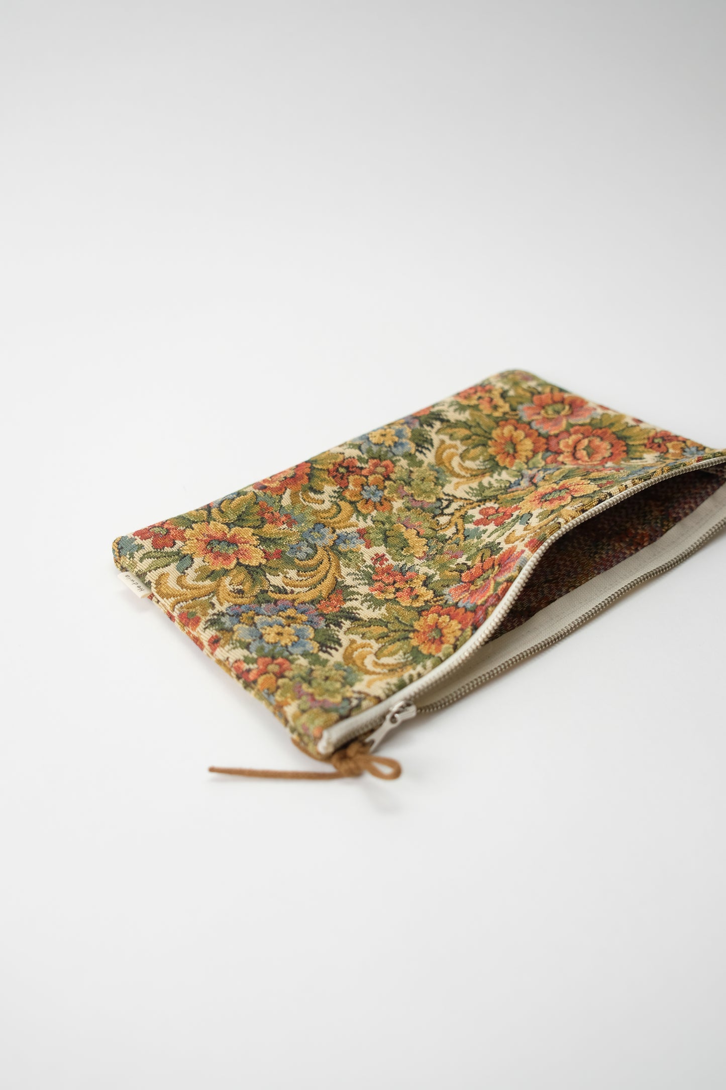 Woven pouch